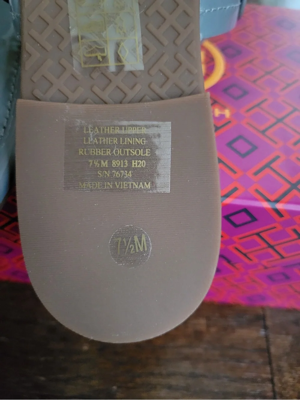 Tory Burch Miller Patent Leather Sandal-Grey-7.5-Brand new - Picture 3 of 11